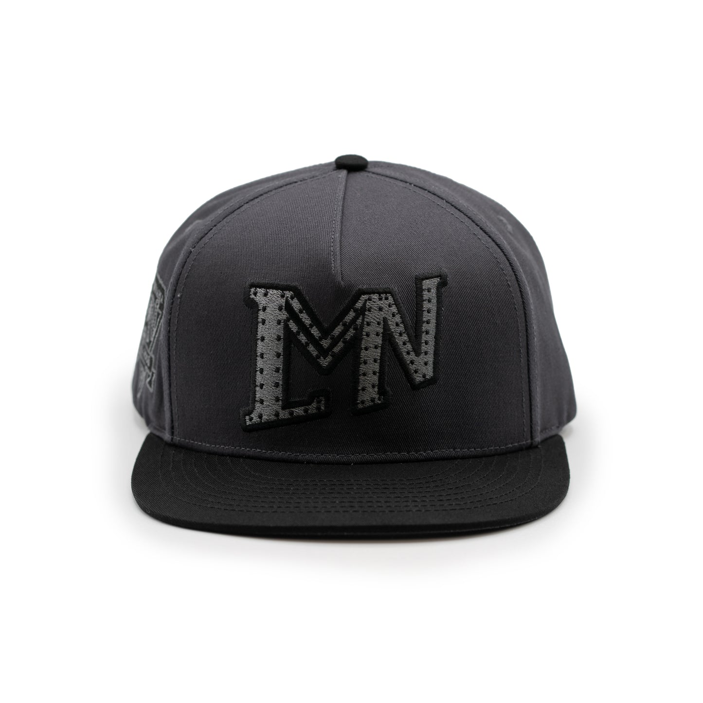Gorra - Con Ese Corazón - Maquinaria Norteña